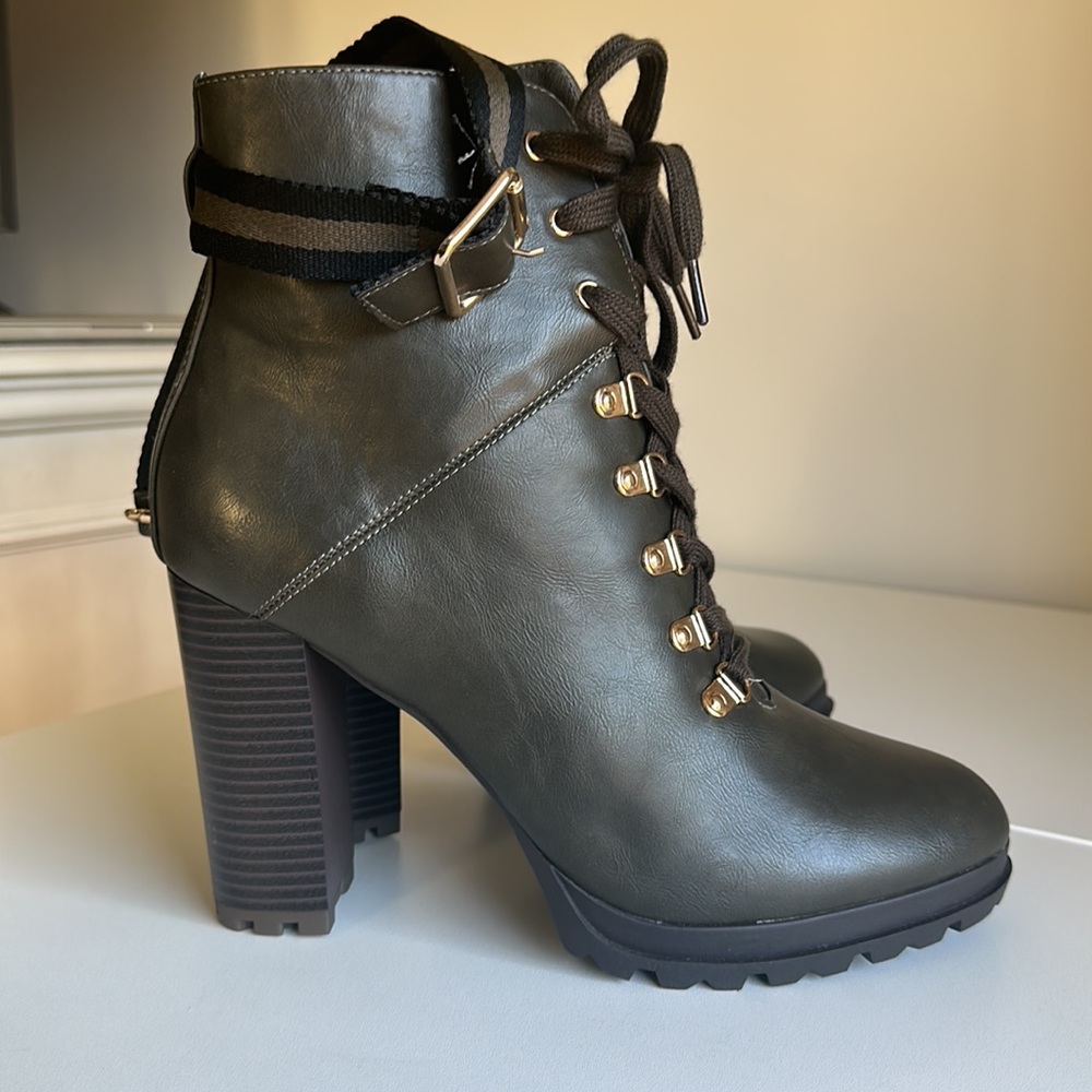 JustFab Ribonea Lace-Up Platform Booties - Picture 3 of 4